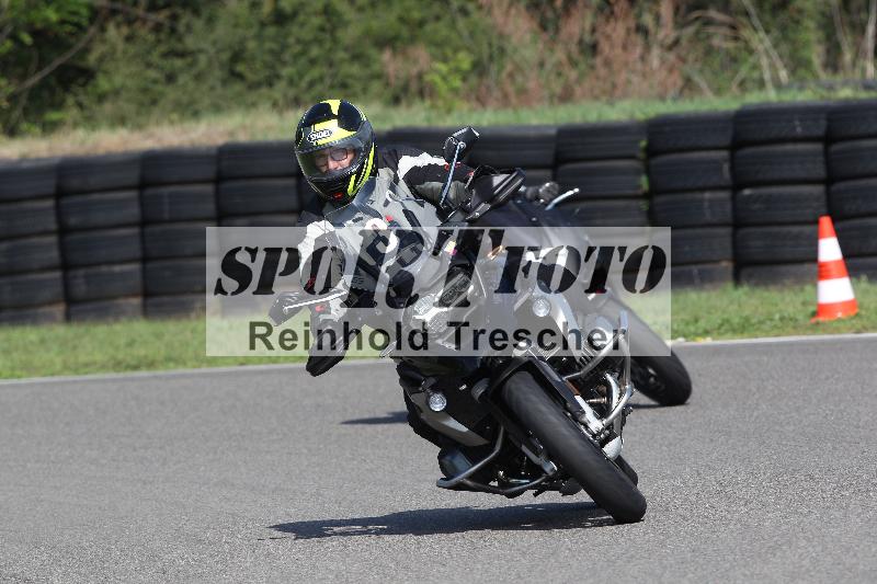 Archiv-2022/57 29.08.2022 Plüss Moto Sport ADR/Einsteiger/3